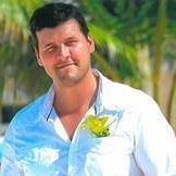 Victoria Mead Photo 15