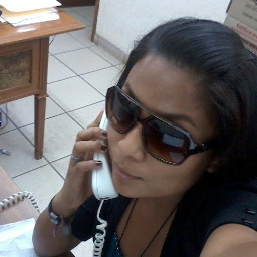 Ada Hernandez Photo 4