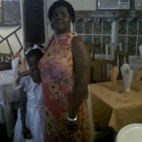 Claudia Osborne Photo 16