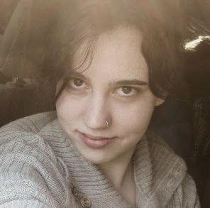 Emily Packer Photo 24