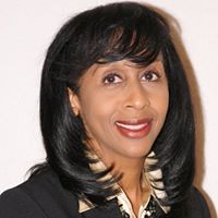 Annie Richardson Photo 27