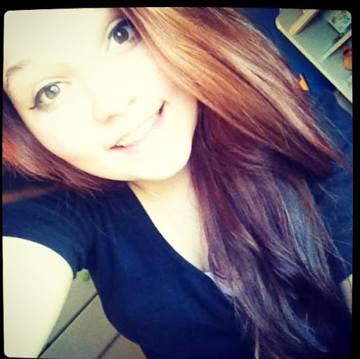 Kayla Kelly Photo 13