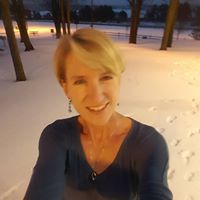 Sarah Golden Photo 22