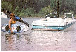 Julia Plummer Photo 22