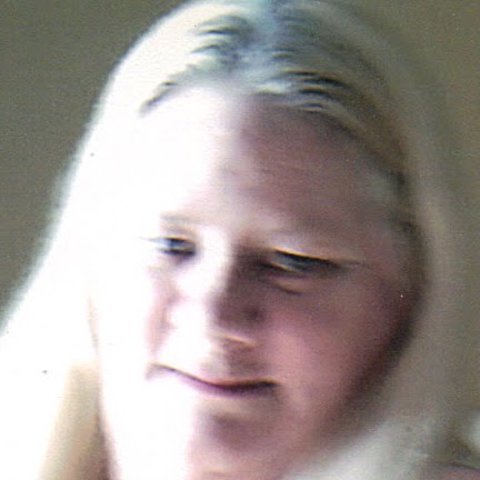 Jane Hewitt Photo 16