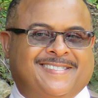 Vernon Roberts Photo 36