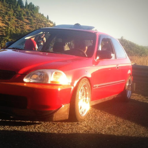 Hunter Jennings Photo 26