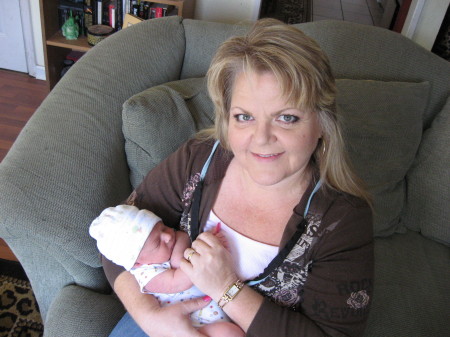 April Lyons Photo 15