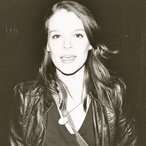 Jennifer Pearce Photo 11