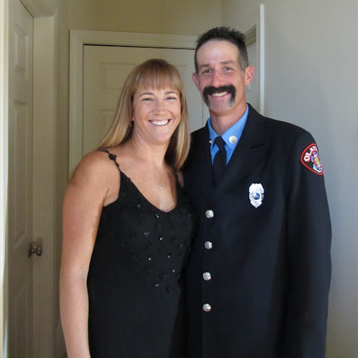 Lisa Pfeiffer Photo 35