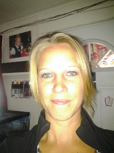 Rachel Adams Photo 9