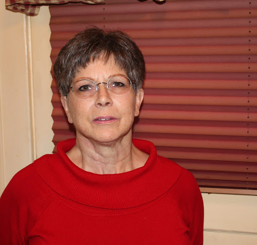 Michelle Peterson Photo 43