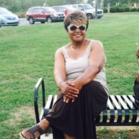 Essie Austin Photo 7