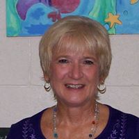 Paula Peterson Photo 20
