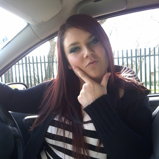 Kristie Henderson Photo 16