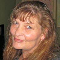 Julia Schwartz Photo 26