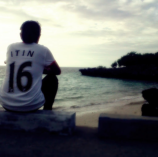 Christine Maria Photo 22