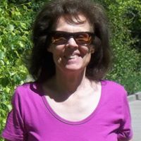 Ellen Mitchell Photo 33