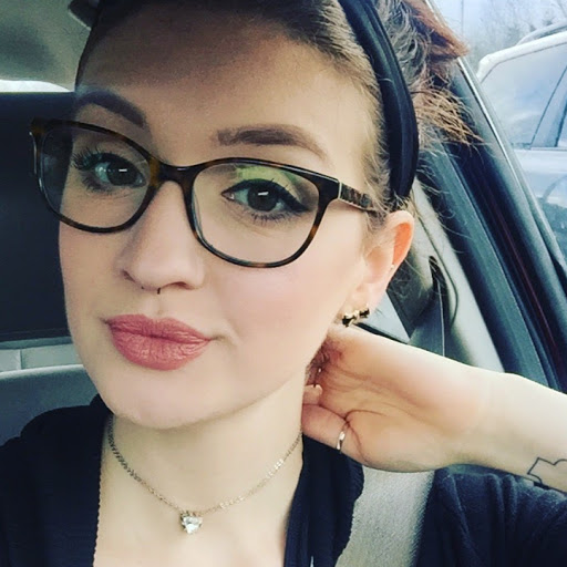 Sarah Minton Photo 18