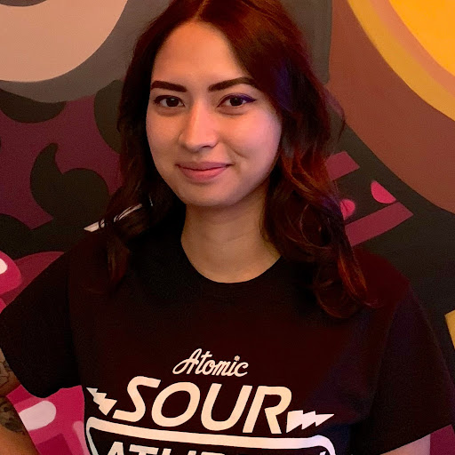 Samantha Lee Photo 33