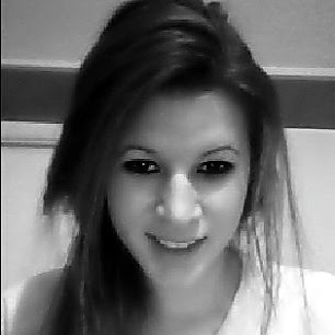 Adriana Miller Photo 25