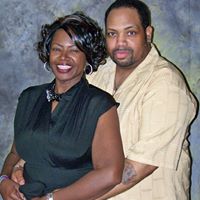 Robin Brown Photo 45