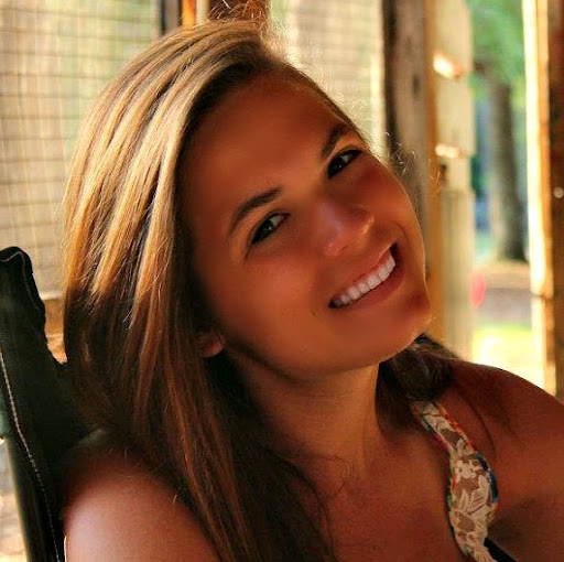 Jennie Gray Photo 26
