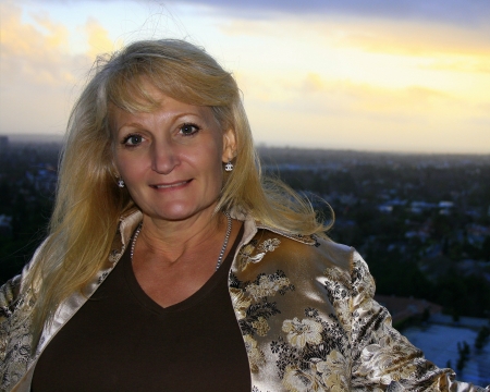 Sheryl Myers Photo 26