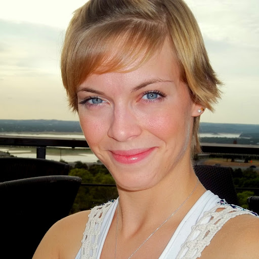 Jessica Cochran Photo 9
