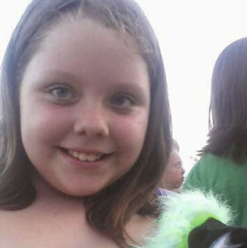 Cassandra Dickerson Photo 18