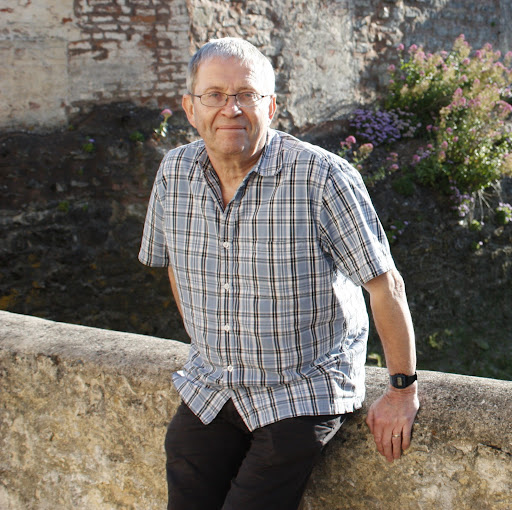 Philip Reilly Photo 25