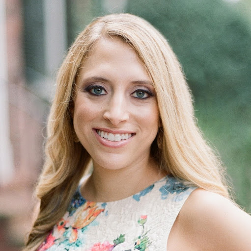 Sarah Berger Photo 10