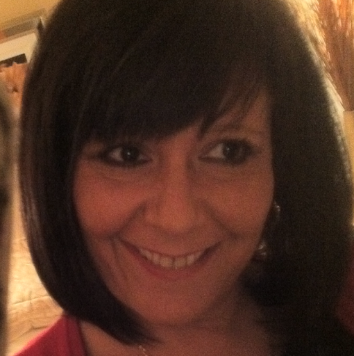 Suzanne Shaw Photo 20