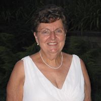 Janet Dooley Photo 6
