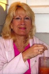 Sylvia Scott Photo 32