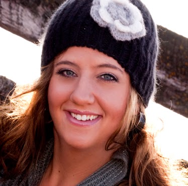 Jenny Martinez Photo 27