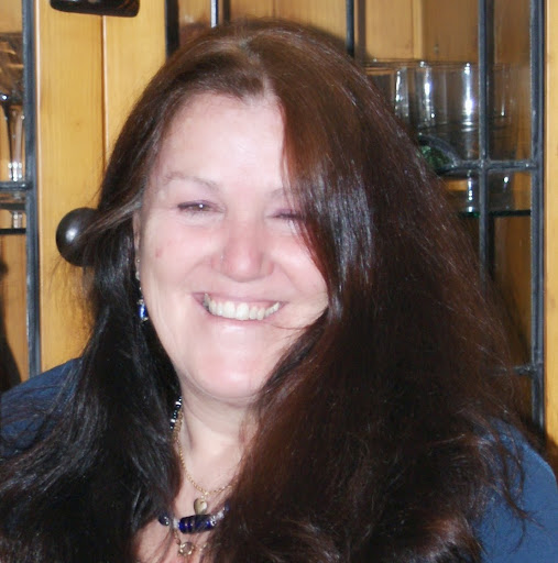 Catherine Baxter Photo 30
