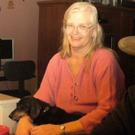 Robyn Brooks Photo 13