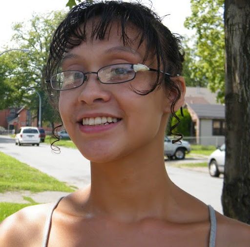 Crystal Simmons Photo 27