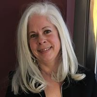 Suzanne Lanois Photo 1