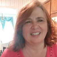 Julie Wiggins Photo 31