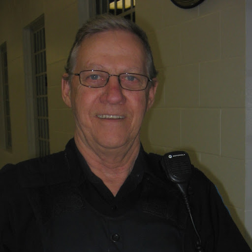 Dennis Ewing Photo 22
