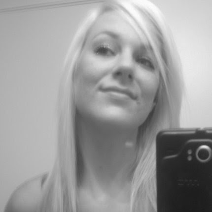 Deanna Riddle Photo 25