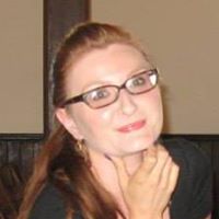 Catherine Robertson Photo 19