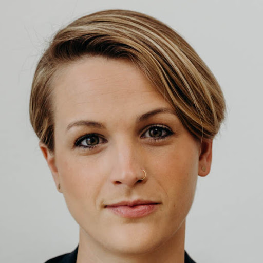 Rebecca Sherman Photo 9