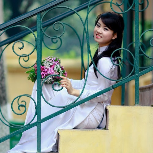 Hue Nguyen Photo 16