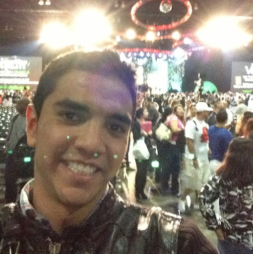 Edgar Arroyo Photo 14