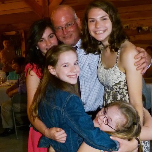 Abigail Sanders Photo 11