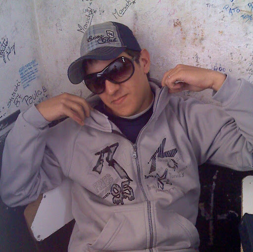 Adrian Caballero Photo 28