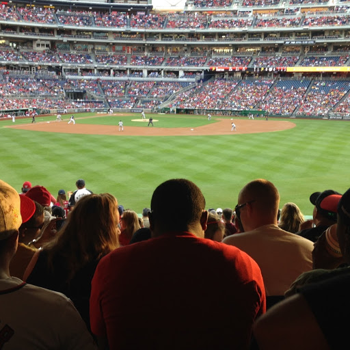 Julie Whitacre Photo 20